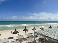 Coco Unlimited - Beach resorts