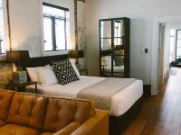 The Convent Hotel Hotel berhampiran Taman Eden