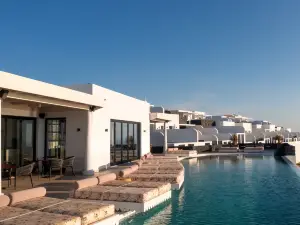 Cresanto Luxury Suites