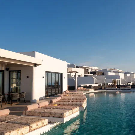 Cresanto Luxury Suites