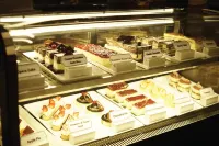 Platinum Hotel Tunjungan Surabaya - Desayuno