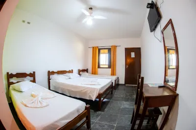 Pousada e Restaurante H Guarujá Hotels in Perequê