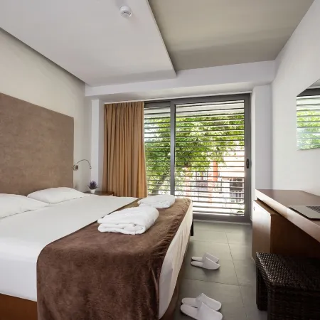Oktober Downtown Boutique Hotel