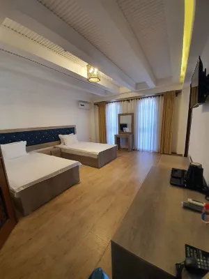 Suzangaron Boutique Hotel Hotel di 