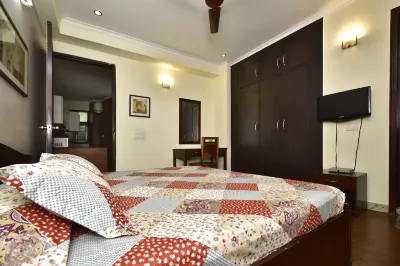 2BHK Comfortable Furnished Serviced Apartments in Hauz Khas - Woodpecker Apartments