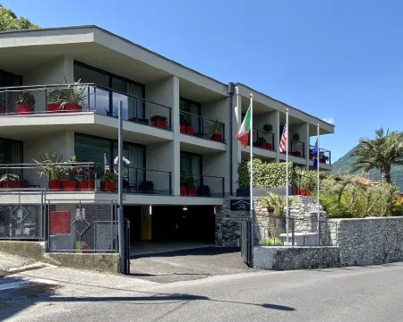 Hotel Lago Hotels in Torno