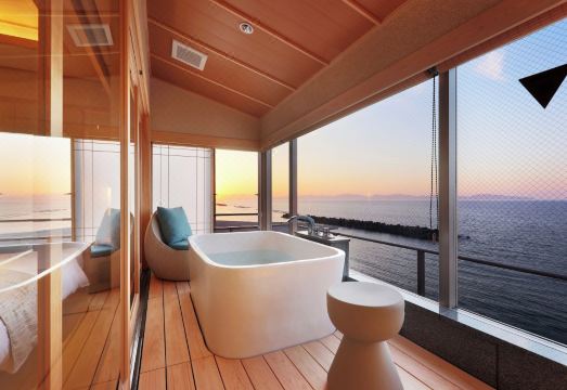 1. 가이케 쇼게쓰..