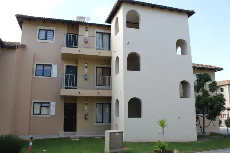 Santini Village 103 Отели рядом с достопримечательностью «Knysna Elephant Park»