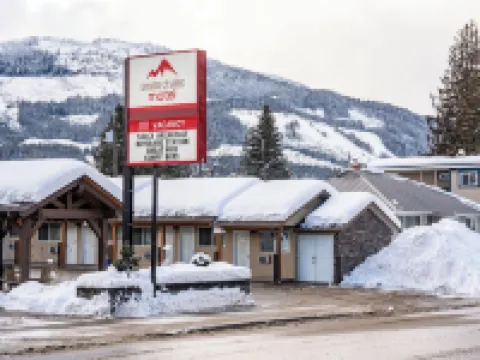 Swiss Chalet Motel Hotels in Revelstoke