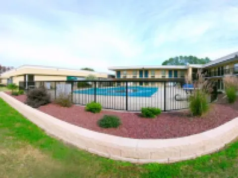 Quality Inn Elizabeth City Near University Hotels in Pasquotank County