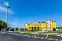 Quality Inn & Suites Hotel di Abingdon