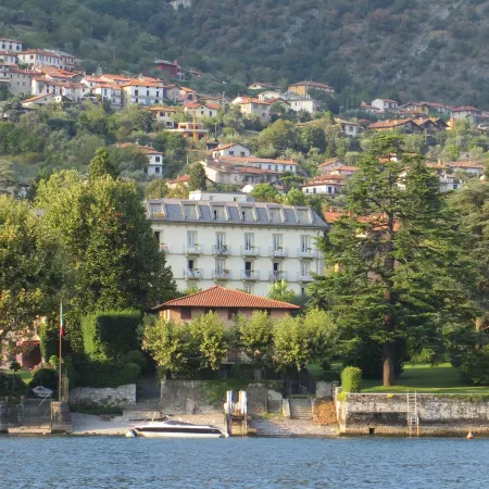 Hotel Lario