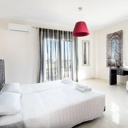 Kronos Villas