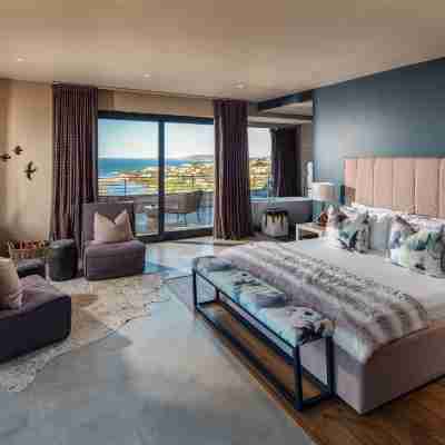 Sky Villa Boutique Hotel by Raw Africa Collection Rooms