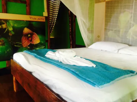 Freeda Resort Koh Jum Отели в г. Остров Джам