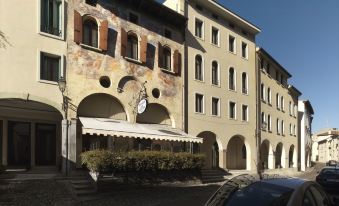 Hotel Canon d'Oro