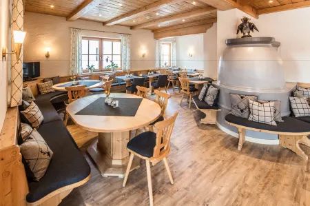 Landhotel Endhart Отели в г. Швифтинг