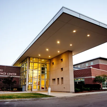 I Hotel and Illinois Conference Center - Champaign Отели в г. Шампейн