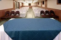 Budget Inn Bellevue Hotels in Сурат