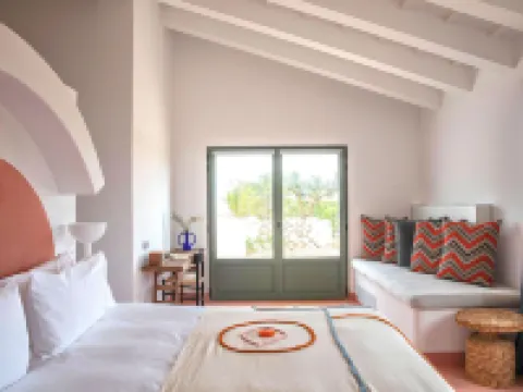 ホテル メノルカ エクスペリメンタル アライオルのホテル