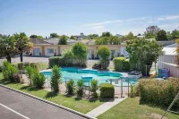 Apple Motor Inn - Pool