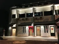 IBook10 Deluxe Loft Suite Room by IBook Homestay - Bungalows
