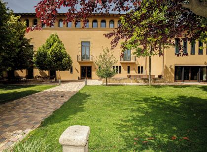 Les Clarisses Boutique Hotel