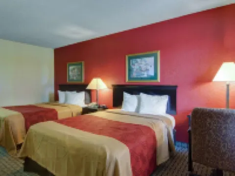 Econo Lodge Pine Bluff Hotels in Pine Bluff