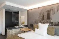 Höll am Main فنادق في راونهايم