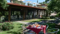 Villaggio Le Querce Hotels in Sorano