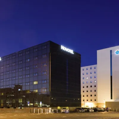 Novotel Birmingham Airport Hoteles cerca de Parque Small Heath