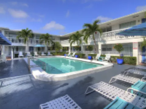 May-Dee Suites in Florida Hotels in Hollywood