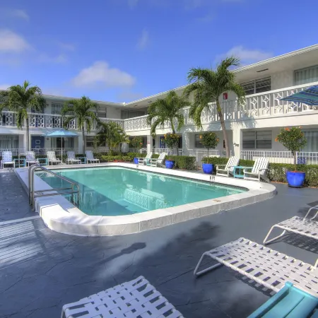May-Dee Suites in Florida