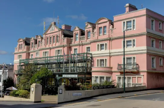 Norfolk Royale Hotel