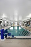 TownePlace Suites Grove City Mercer/Outlets - Pools