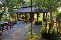 Bannamhoo Bungalows Hotels in Wiang Tai