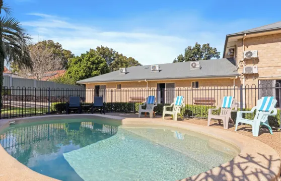 大分水嶺汽車旅館