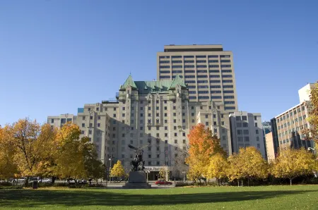 Lord Elgin Hotel Отели рядом с достопримечательностью «Водопады Ридо»