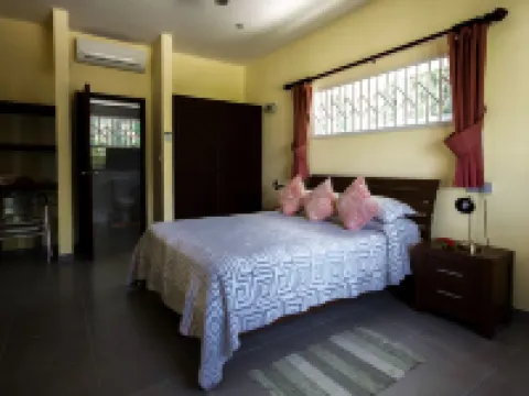 沖浪者海灘自助小屋酒店 塔卡馬卡酒店