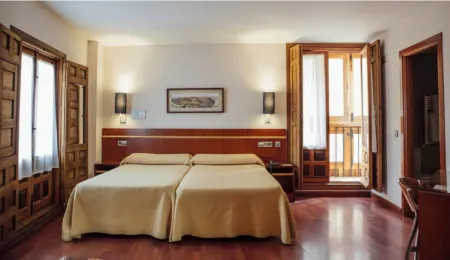 Hotel Santa Isabel Отели в г. Вега де Толедо