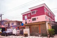 Maria Suites Hotel a Mushin