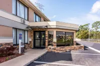 Quality Inn Hotels in Brent