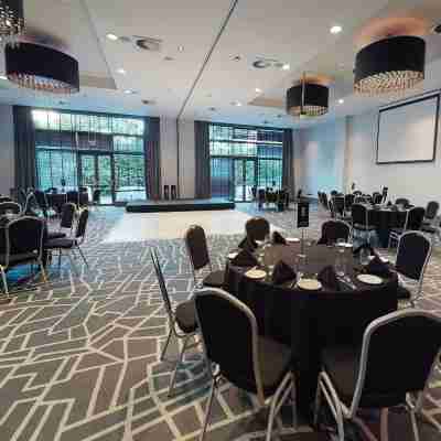 Village Hotel Solihull Dining/Meeting Rooms