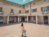 Il Corazziere Rural Resort - Hotel & Ristorante Hotel a Barzanò