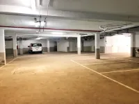 Hotel Villa Rosario II, Edificio Moderno - parking