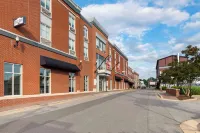 The Inn at Leonardtown, Ascend Hotel Collection Hotels near Moll Dyer Rock