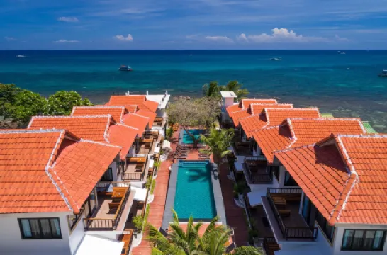 Simple Life Cliff View Resort Отели рядом с достопримечательностью «Sup Tao, Stand Up Paddle Boarding»