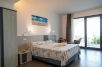Luzia Agriresort - Piscina Panoramica e Vista Mare a Capo Vaticano - Parvekkeita