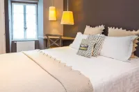 La Demeure Hotels in Ploumagoar