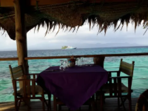 Fatboys Resort Hotels in New Georgia Group